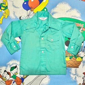 Vintage 70s green pearl snap kids long sleeve button up shirt 🌟